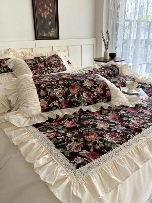 Floral Plaid Print Duvet Cover Set, Includes Ruffled Bed Skirt, Standard Double Bed, Girls' Cotton Country Style Bedding Set, Four-Piece Set in Green