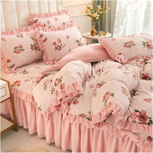 Luxury sheet set, home textiles, milk velvet thickened coral velvet princess style bedding, pastoral style four-piece bed skirt set, bedspread, non-slip four-piece bedding lining