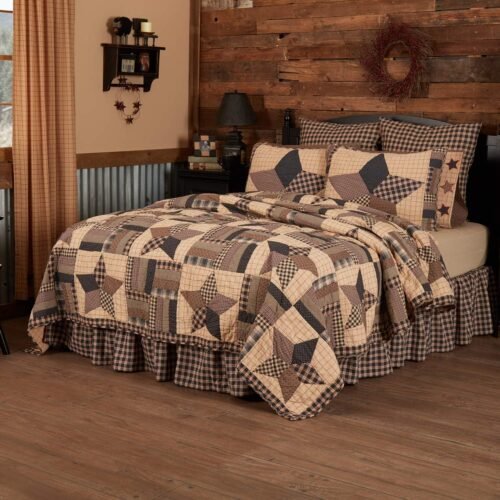 Four-Piece Extra Large Duvet Set (1 Extra Large Duvet, 2 Pillowcases, 1 Bed Skirt)