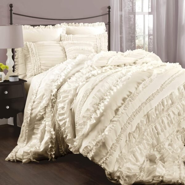 Ivory duvet (96 x 92 inches), ruffled vintage style four-piece set, including bed skirt (80 x 60 inches, skirt length 14.5 inches). Includes 2 pillowcases (20 x 26 inches), standard double/king size