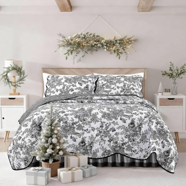 100% cotton black floral quilted duvet set, King bed, includes pillowcases and bed skirt, 4-piece floral pattern bedspread set, all seasons quilted blanket bedspread, 104 inches x 90 inches.